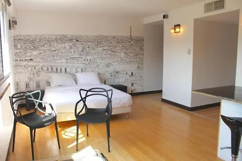 Apartament Short *