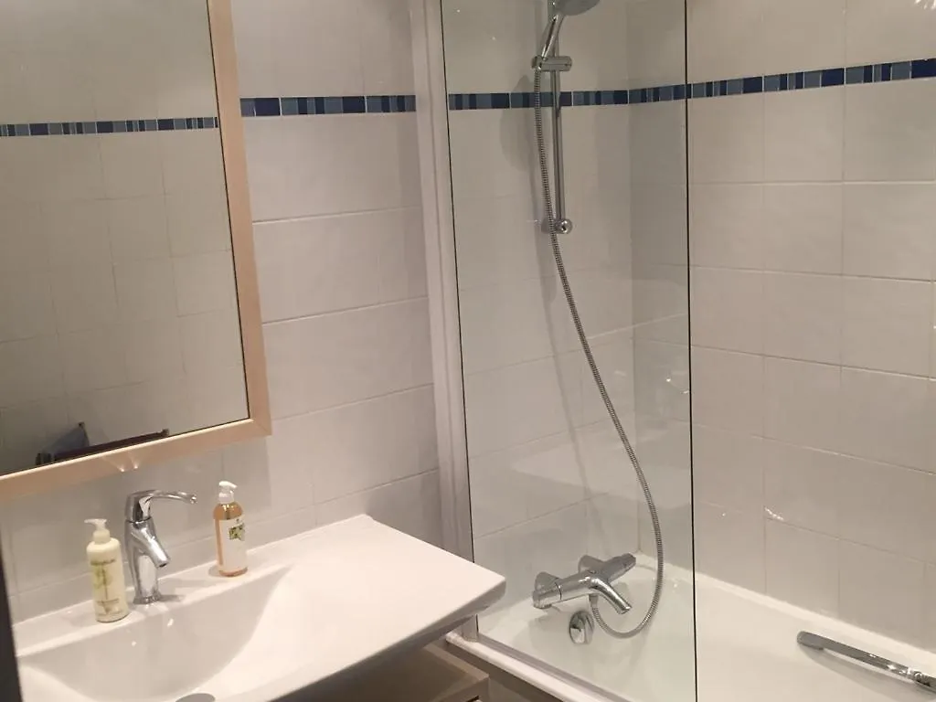 Short Apartment
