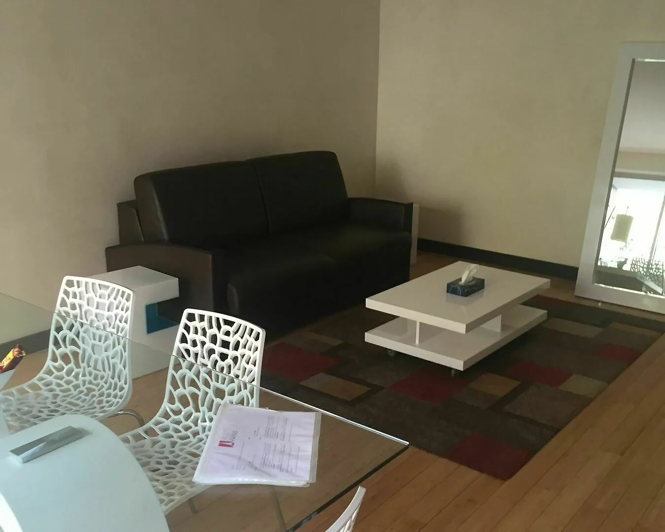 Short Apartament Paryż