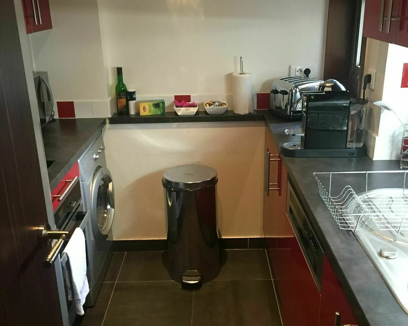 Short Apartament *