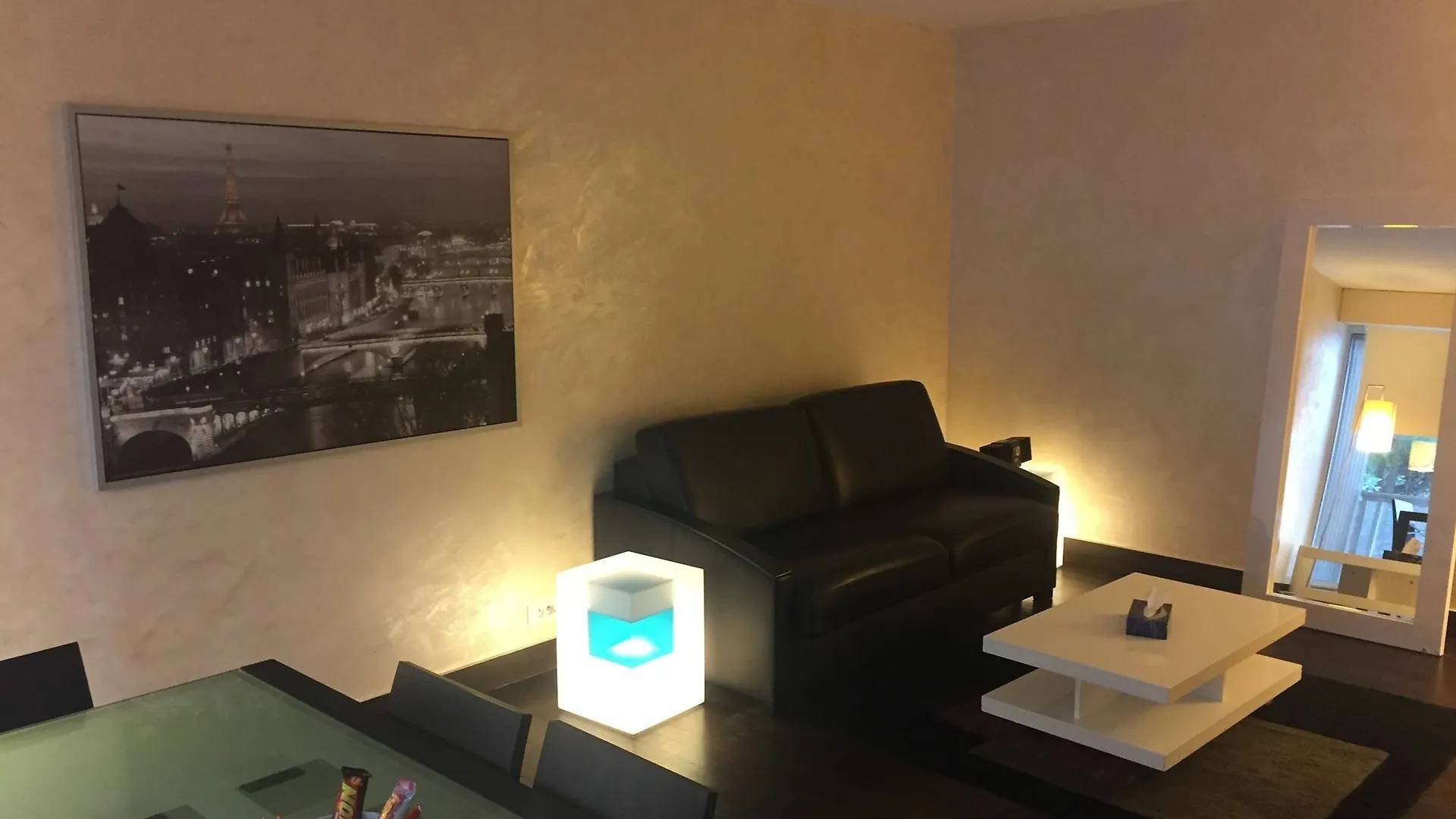 Short Apartment